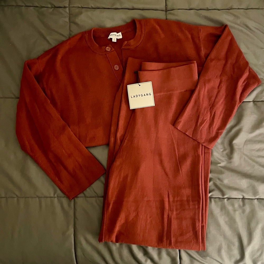 LadyGang Sweater Set